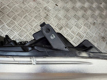 Laden Sie das Bild in den Galerie-Viewer, Frontscheinwerfer Toyota Hilux 85122000 Xenon Rechts Scheinwerfer Headlight SCH4774144497qq