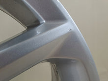 Load image into Gallery viewer, 1x Alufelge 17 Zoll 6.5&quot; 5x100 48ET Glanz Silber 6F9601025H Seat Arona Rim Wheel