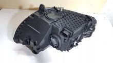 Laden Sie das Bild in den Galerie-Viewer, Frontscheinwerfer Mercedes-Benz W206 A2069066204 Rechts Scheinwerfer Headlight SCH8221215150ix