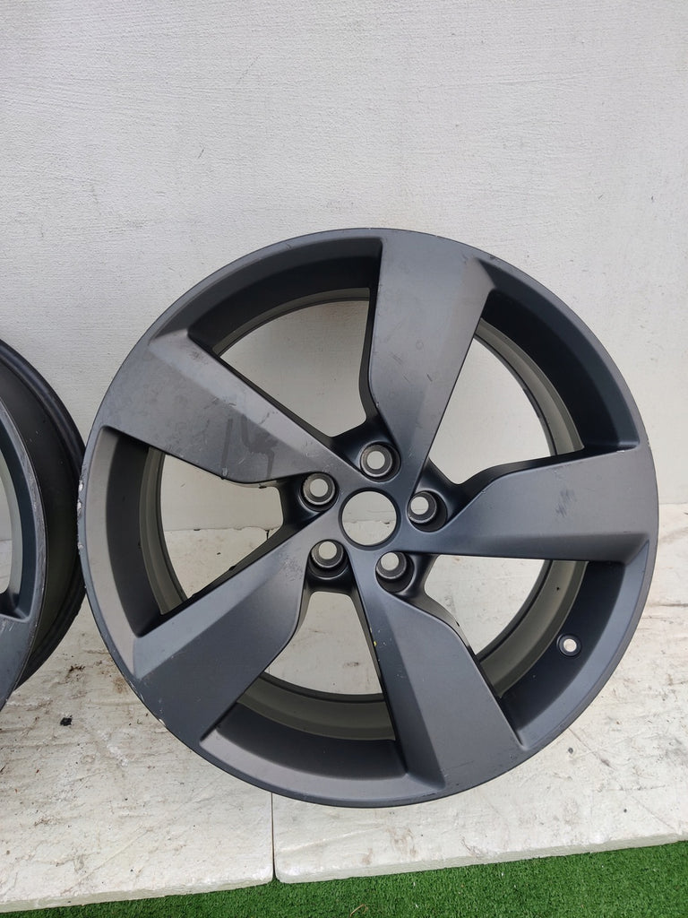 1x Alufelge 19 Zoll 8.0" 5x108 40ET J9C3-DA J9C3-1007-DA Jaguar E-Pace Rim Wheel
