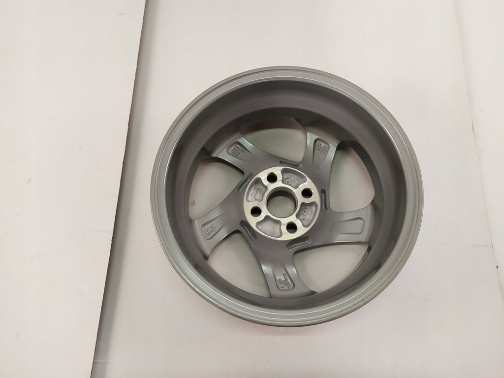 1x Alufelge 15 Zoll 5.0" 4x100 39ET Glanz Silber 426110DC60 Mg Aygo Rim Wheel FEL7098472494jx
