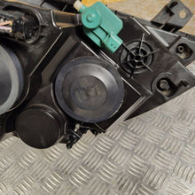 Laden Sie das Bild in den Galerie-Viewer, Frontscheinwerfer Renault Master III 1ER01011701 Links Scheinwerfer Headlight SCH1600619254pn