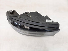 Laden Sie das Bild in den Galerie-Viewer, Frontscheinwerfer Skoda Fabia IV 6VB941016 Rechts Scheinwerfer Headlight SCH6012378391lb