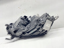 Laden Sie das Bild in den Galerie-Viewer, Frontscheinwerfer Skoda Octavia IV 5E4941016A LED Rechts Scheinwerfer Headlight SCH6001102071xw
