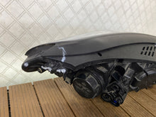 Laden Sie das Bild in den Galerie-Viewer, Frontscheinwerfer Hyundai Tucson 92101-07201 Links Scheinwerfer Headlight SCH8379234626qb