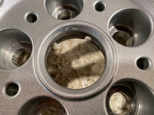 Load image into Gallery viewer, 1x Alufelge 18 Zoll 7.5&quot; 5x108 46ET GX73-1007-EA Jaguar Xe Rim Wheel