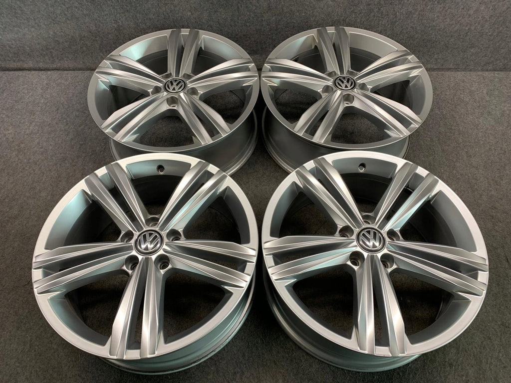 4x Alufelge 18 Zoll 7.0" 5x112 43ET Glanz Silber 5NA601025M VW Tiguan Rim Wheel FEL1377456770om