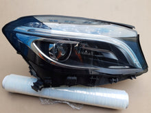 Load image into Gallery viewer, Frontscheinwerfer Mercedes-Benz X156 A1569063800 Xenon Rechts Headlight