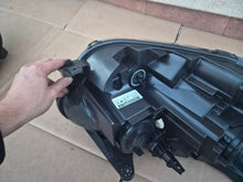 Laden Sie das Bild in den Galerie-Viewer, Frontscheinwerfer Renault Kangoo III 260600331R Links Scheinwerfer Headlight SCH1377353340at