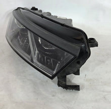 Laden Sie das Bild in den Galerie-Viewer, Frontscheinwerfer Skoda Octavia IV 5E4941016A LED Rechts Scheinwerfer Headlight SCH5781401759se