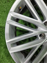 Load image into Gallery viewer, 1x Alufelge 18 Zoll 7.0" 5x112 575601025D Seat Ateca Rim Wheel FEL7827590811ve