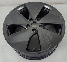 Load image into Gallery viewer, 1x Alufelge 18 Zoll 7.5&quot; 5x112 50ET 10E601025N Cupra Born Rim Wheel