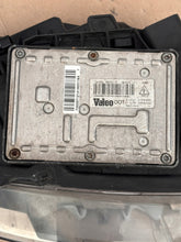 Load image into Gallery viewer, Frontscheinwerfer BMW E87 6924489-06 Xenon Links Scheinwerfer Headlight SCH8340567035vy