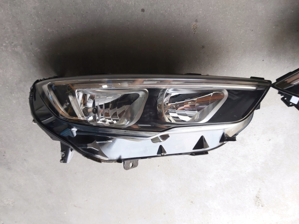 Frontscheinwerfer Opel Insignia B Ein Stück (Rechts oder Links) Headlight