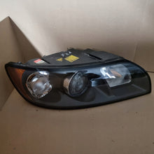 Laden Sie das Bild in den Galerie-Viewer, Frontscheinwerfer Volvo S40 31213378 Xenon Rechts Scheinwerfer Headlight SCH2504566828mg