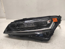 Laden Sie das Bild in den Galerie-Viewer, Frontscheinwerfer Skoda Superb III 3V1941015D- Full LED Links Headlight