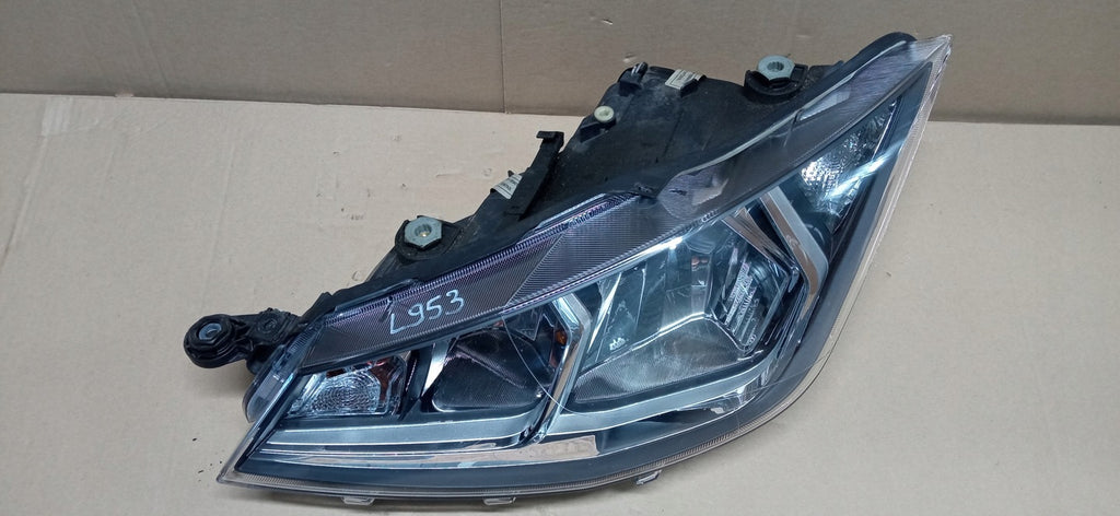 Frontscheinwerfer Seat Ibiza 6F1941005B 90120768 Links Scheinwerfer Headlight