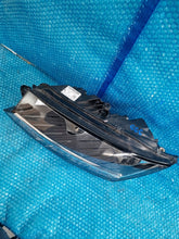 Laden Sie das Bild in den Galerie-Viewer, Frontscheinwerfer Skoda Fabia 6V1941015D Links Scheinwerfer Headlight