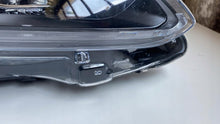 Laden Sie das Bild in den Galerie-Viewer, Frontscheinwerfer Ford Kuga III CX482HL-RH-LHD LV4B-13E014-FH LED Rechts SCH5296780369zi