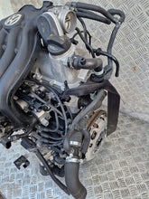 Laden Sie das Bild in den Galerie-Viewer, Motor VW Touran Caddy I BSX 2.0 109PS 80kW 130TKm Benzin Engine Komplett