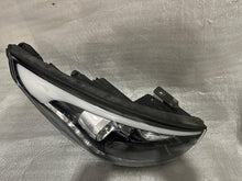 Laden Sie das Bild in den Galerie-Viewer, Frontscheinwerfer Hyundai Ix35 92102-S2 Xenon Rechts Scheinwerfer Headlight SCH4420962399nd