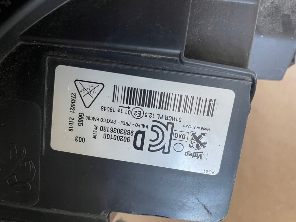 Frontscheinwerfer Peugeot 2008 9833036180 Full LED Rechts Scheinwerfer Headlight