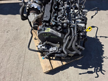 Load image into Gallery viewer, Motor Audi Seat Skoda VW I CRK 1.6 TDI 164TKm Diesel Engine Komplett MOT7022693282jk