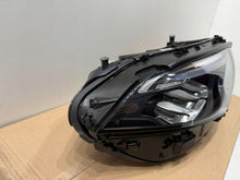 Laden Sie das Bild in den Galerie-Viewer, Frontscheinwerfer Mercedes-Benz W177 A1779064406 LED Rechts Headlight SCH9127159555uv
