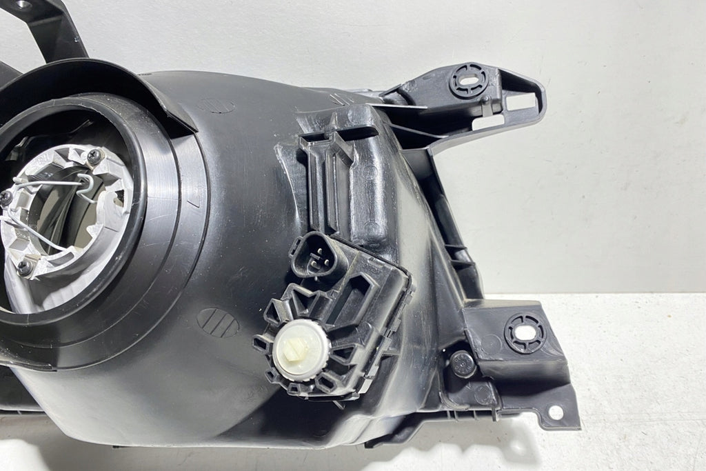 Frontscheinwerfer Mitsubishi Pajero III 10087419 Links Scheinwerfer Headlight