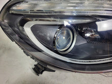 Laden Sie das Bild in den Galerie-Viewer, Frontscheinwerfer Mercedes-Benz W246 A2468207861 Xenon Ein Satz Headlight SCH1410197687ck
