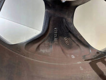 Laden Sie das Bild in den Galerie-Viewer, 1x Alufelge 17 Zoll 52910J7400 Kia Ceed Rim Wheel FEL1211703635tu