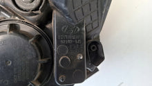 Load image into Gallery viewer, Frontscheinwerfer Hyundai I20 92102-1J5 Rechts Scheinwerfer Headlight