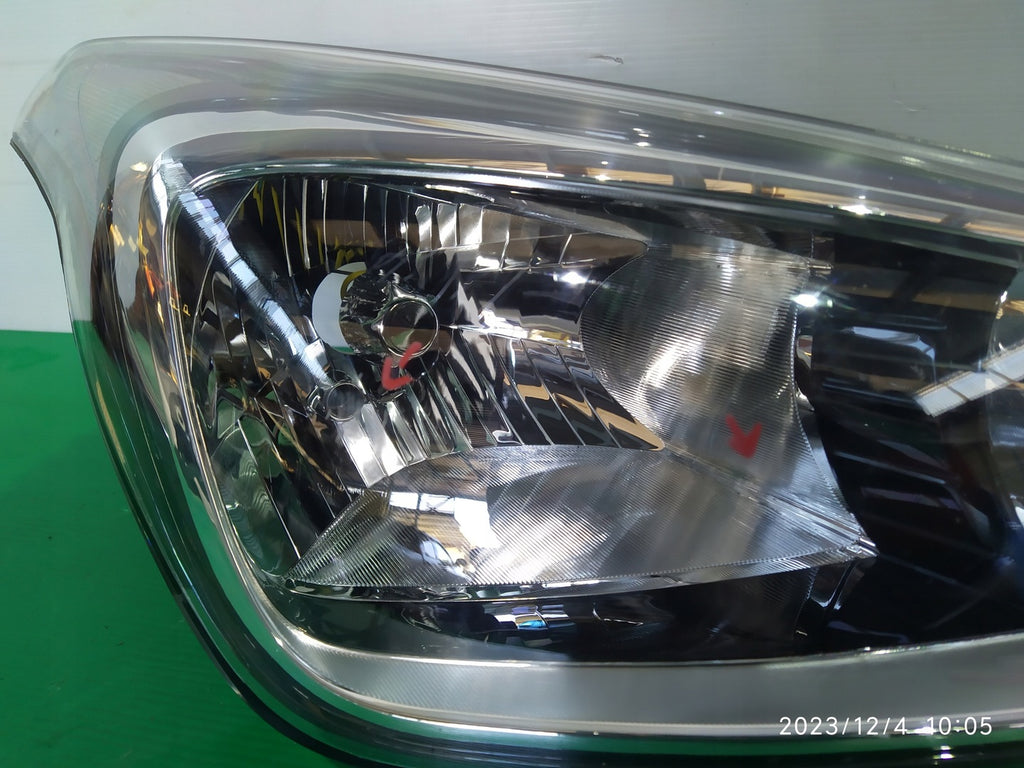 Frontscheinwerfer Hyundai I10 92102-B9000 Rechts Scheinwerfer Headlight