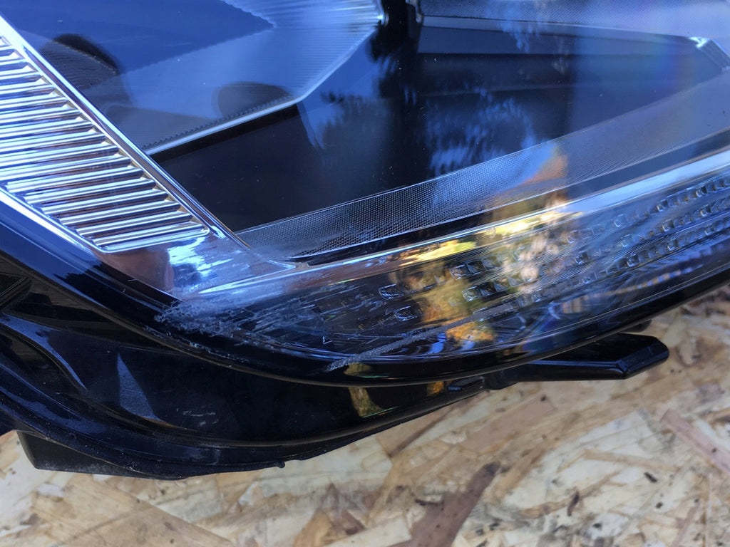 Frontscheinwerfer VW Tiguan 5NB941006B Ein Stück (Rechts oder Links) Headlight