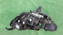 Load image into Gallery viewer, Frontscheinwerfer Volvo 80000628 Full LED Rechts Scheinwerfer Headlight SCH9569791953yc