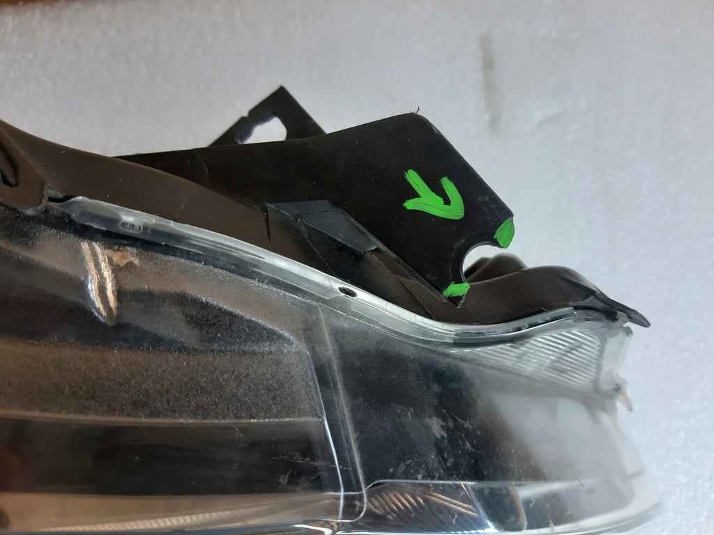 Frontscheinwerfer Toyota Yaris LED Rechts Scheinwerfer Headlight