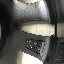 Laden Sie das Bild in den Galerie-Viewer, 1x Alufelge 17 Zoll 7.0&quot; 5x112 53ET 52910-G4700 Hyundai Rim Wheel