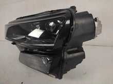 Laden Sie das Bild in den Galerie-Viewer, Frontscheinwerfer Skoda Karoq 57B941035 Links Scheinwerfer Headlight SCH5557119363xe