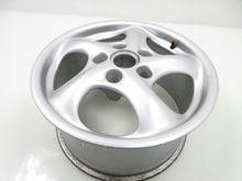 Load image into Gallery viewer, 1x Alufelge 17 Zoll 9.0" 5x130 55ET Glanz Silber 99636212800 Porsche 911 FEL6173787155jl