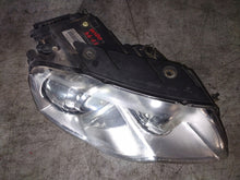 Laden Sie das Bild in den Galerie-Viewer, Frontscheinwerfer VW Passat 3C0941754G Xenon Rechts Scheinwerfer Headlight