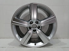 Laden Sie das Bild in den Galerie-Viewer, 1x Alufelge 20 Zoll 9.0" 5x112 38ET Glanz Silber 4KE601025 Audi E-Tron Rim Wheel FEL2798534675vk