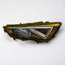 Load image into Gallery viewer, Frontscheinwerfer Seat Tarraco 5FJ941007H LED Links Scheinwerfer Headlight