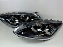 Laden Sie das Bild in den Galerie-Viewer, Frontscheinwerfer Ford Kuga LV4B-13E017-AN LV4B-13E016-AN Ein Satz Headlight SCH2811775437ec