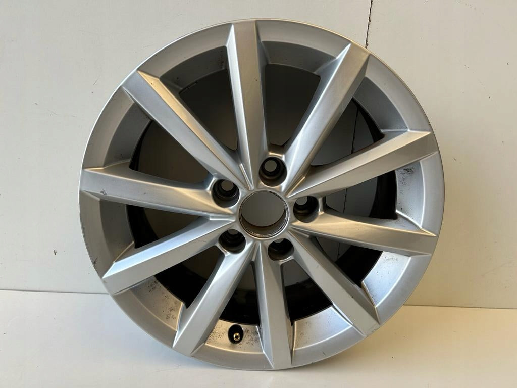 1x Alufelge 16 Zoll 7.0" 5x100 6C0601025 VW Polo Rim Wheel