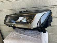 Laden Sie das Bild in den Galerie-Viewer, Frontscheinwerfer Audi Q2 81A941011A L277996 LED Links Scheinwerfer Headlight