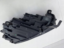 Laden Sie das Bild in den Galerie-Viewer, Frontscheinwerfer Skoda Octavia IV 5E4941015 Links Scheinwerfer Headlight SCH7620497534kp