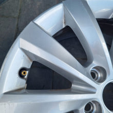 Load image into Gallery viewer, 1x Alufelge 16 Zoll 6.5" 5x112 50ET Glanz Silber 5C0601025T VW Beetle Rim Wheel FEL3096678042oo