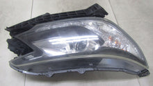 Load image into Gallery viewer, Frontscheinwerfer Honda Cr-V IV Rechts Scheinwerfer Headlight SCH5665516032vk