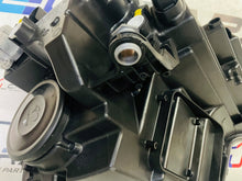 Laden Sie das Bild in den Galerie-Viewer, Frontscheinwerfer Skoda Karoq 57B941009 Links Scheinwerfer Headlight SCH3195133351tq