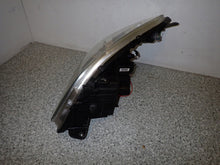 Laden Sie das Bild in den Galerie-Viewer, Frontscheinwerfer Toyota Corolla Verso LED Rechts Scheinwerfer Headlight